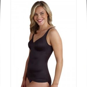 Women's Black Shapewear Camisole 38D NWT